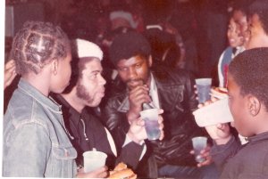 WHEN LB CALL THE SIGNALS