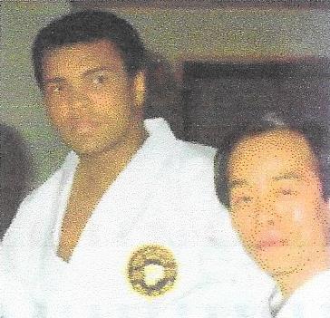 JHOO RHEE & ALI 20001